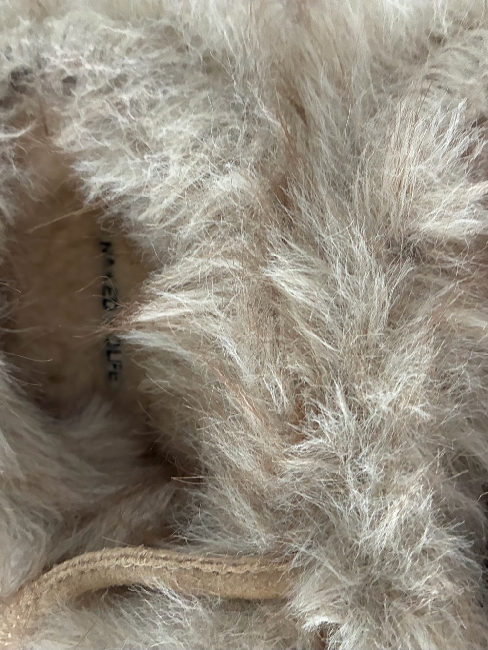Naked Wolfe Harlow Shearling Mules preowned. Size 7 retail $250.00 - Picture 6 of 13
